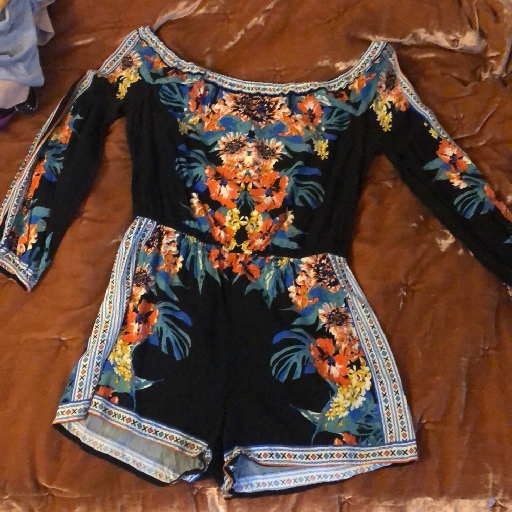 Off the shoulder printed romper